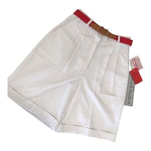 VTG Norton McNaughton White High-Waist Women’s Shorts with Red Belt